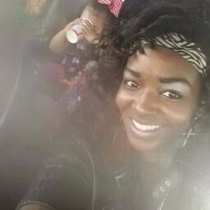 Meet your Posher, Lakeisha